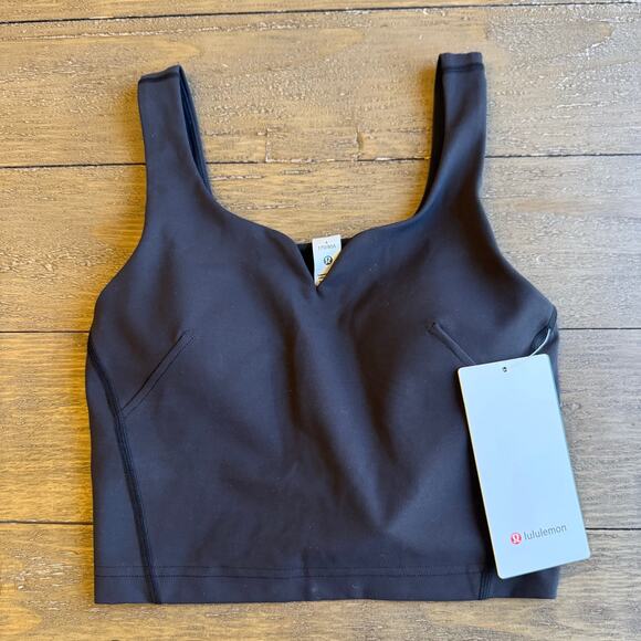 Lululemon NWT Women's Size 4 Wunder Train Tank Sweetheart Black B/C Cup $68 - Picture 7 of 7